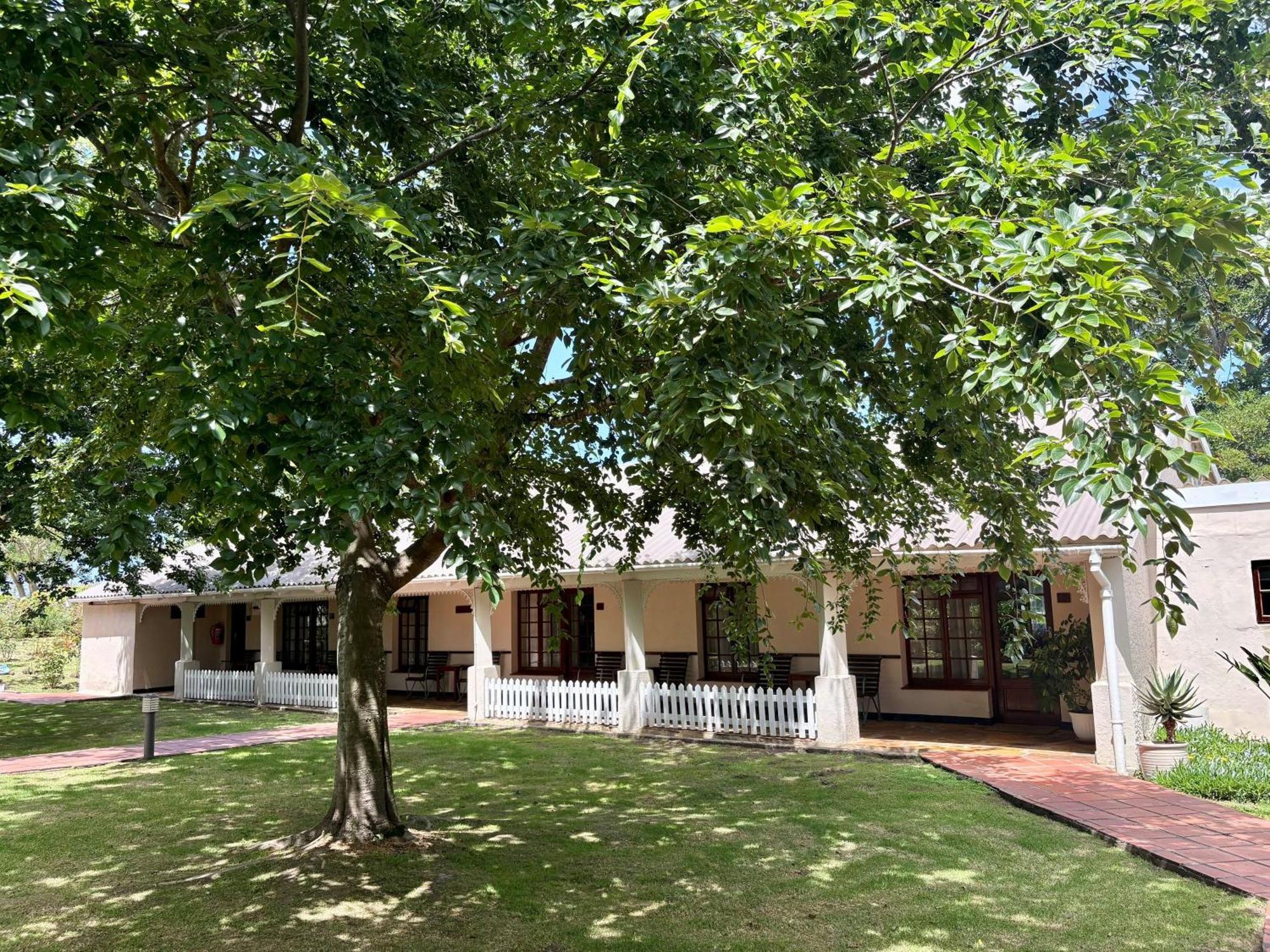Eight Bells Mountain Inn Ruiterbos Exterior photo